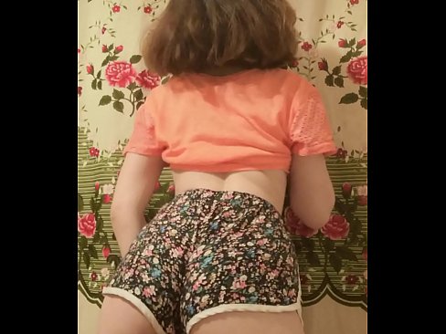 ❤️ Mozo sexy quitándose os calzóns ante a cámara ❤️❌ Porno anal en nós ❌️